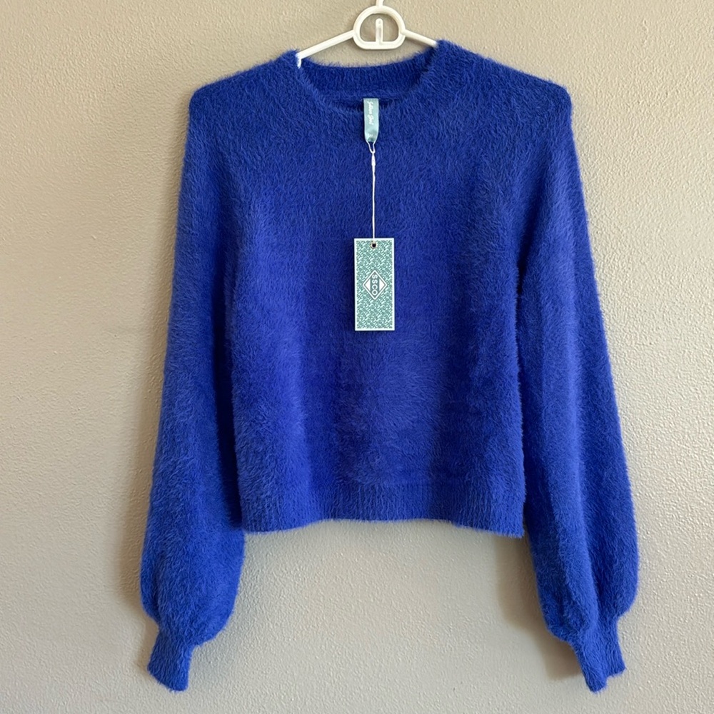 Southern Shirt Co. Cropped Feather Knit Sweater Sz Small